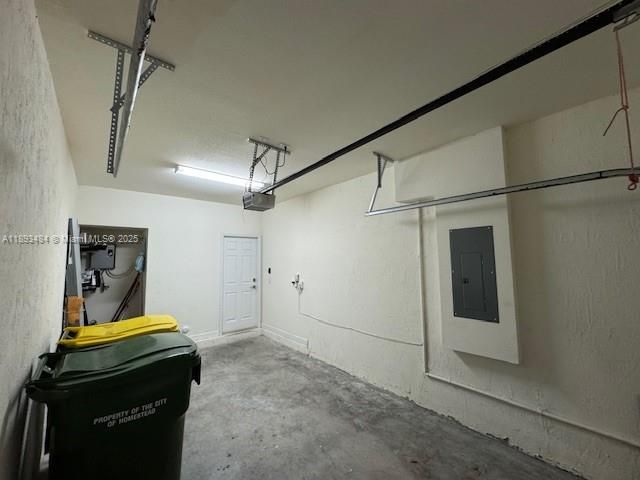 Дом в аренду по адресу 158 SE 34th Ter - фото 7517713