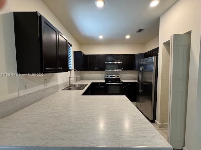 Дом в аренду по адресу 158 SE 34th Ter - фото 7517718