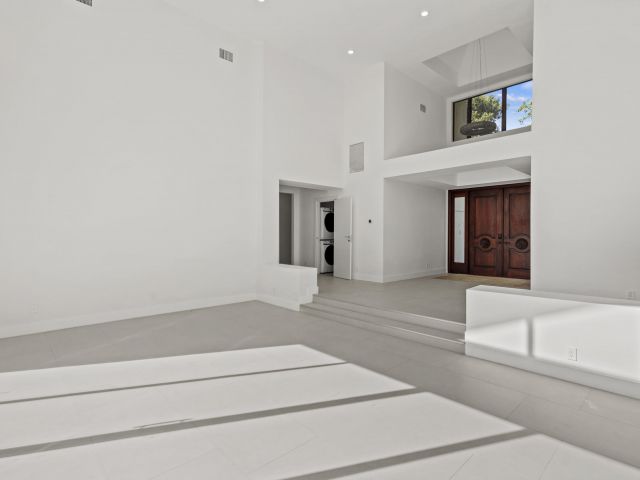 Дом в аренду по адресу 4798 NW 25th Way - фото 6643650