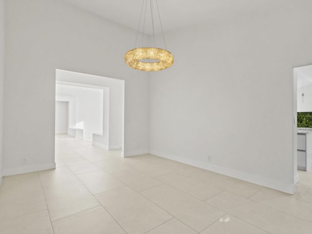 Дом в аренду по адресу 4798 NW 25th Way - фото 6698943