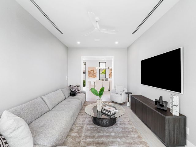 Продажа дома по адресу 718 Lake Avenue N - фото 6682475