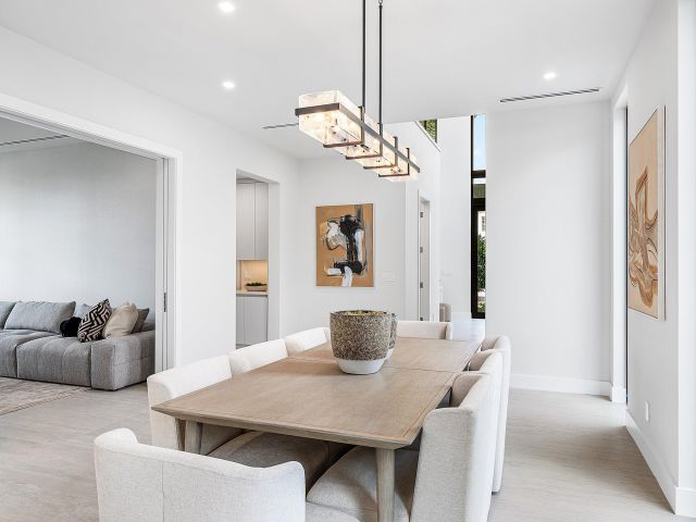 Продажа дома по адресу 718 Lake Avenue N - фото 6682477