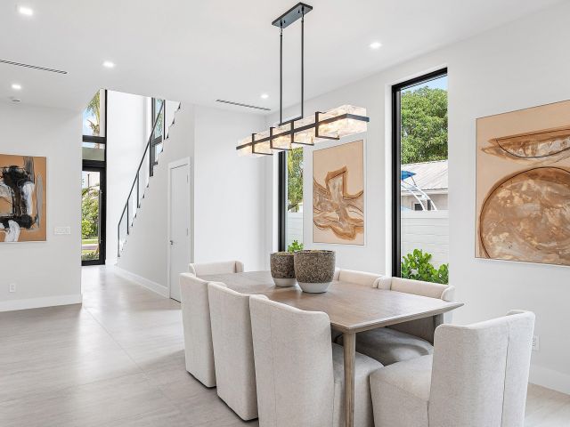 Продажа дома по адресу 718 Lake Avenue N - фото 6682478