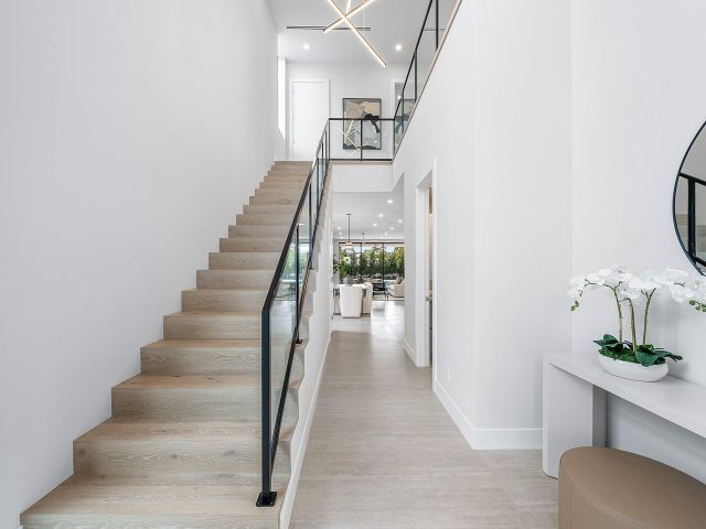 Продажа дома по адресу 718 Lake Avenue N - фото 6682483