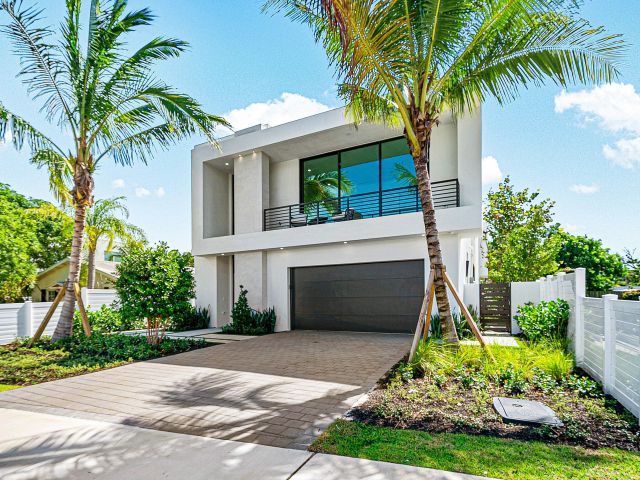 Продажа дома по адресу 718 Lake Avenue N - фото 6682486