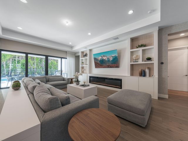 Дом в аренду по адресу 8652 Dream Falls Street - фото 6647160