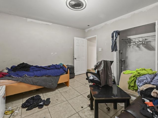 Продажа дома по адресу 610 32nd Street - фото 6637135