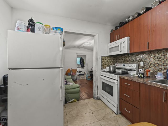 Продажа дома по адресу 610 32nd Street - фото 6637137