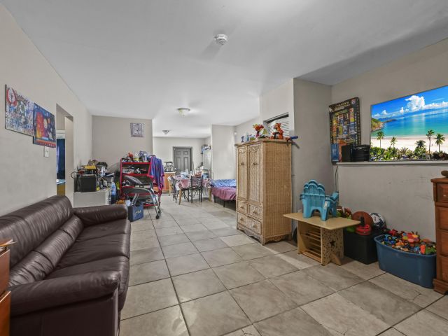 Продажа дома по адресу 610 32nd Street - фото 6637146