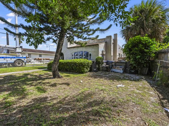 Продажа дома по адресу 610 32nd Street - фото 6637149