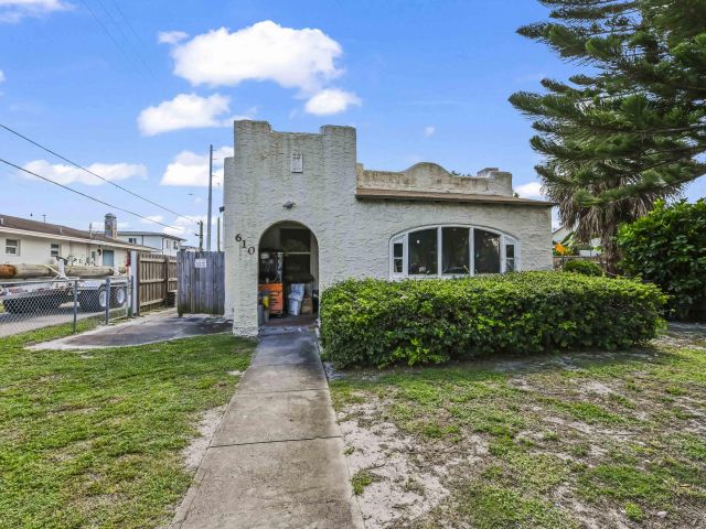 Продажа дома по адресу 610 32nd Street - фото 6637150