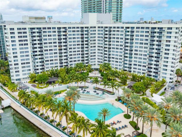 Продажа квартиры #1122S - фото 6639827