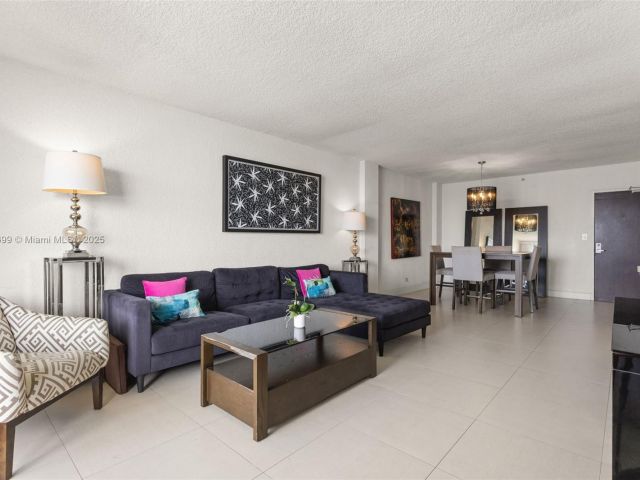 Продажа квартиры #1122S - фото 6639838