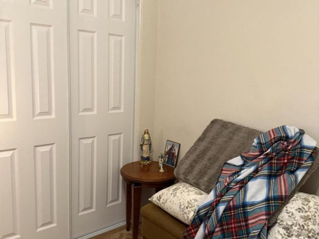 Продажа дома по адресу 1481 SW 7th Terrace - фото 6642927