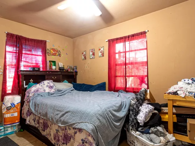 Продажа дома по адресу 1501 NE 3rd Avenue - фото 9333235