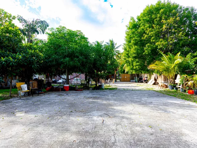 Продажа дома по адресу 1501 NE 3rd Avenue - фото 9333244