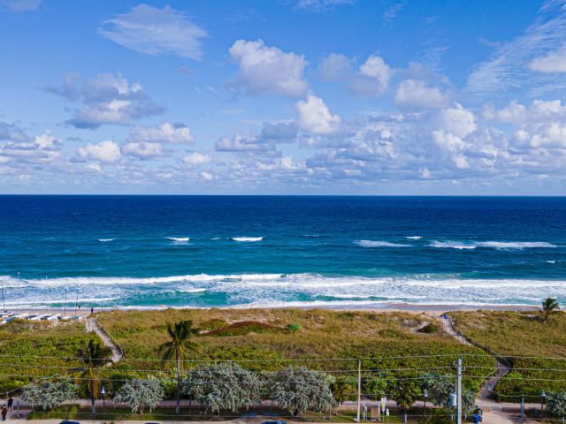 Продажа дома по адресу 1501 NE 3rd Avenue - фото 6639172