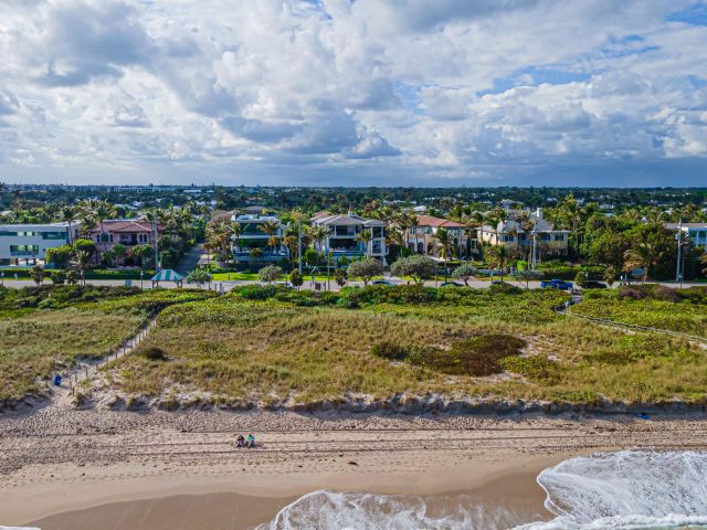 Продажа дома по адресу 1501 NE 3rd Avenue - фото 6639174