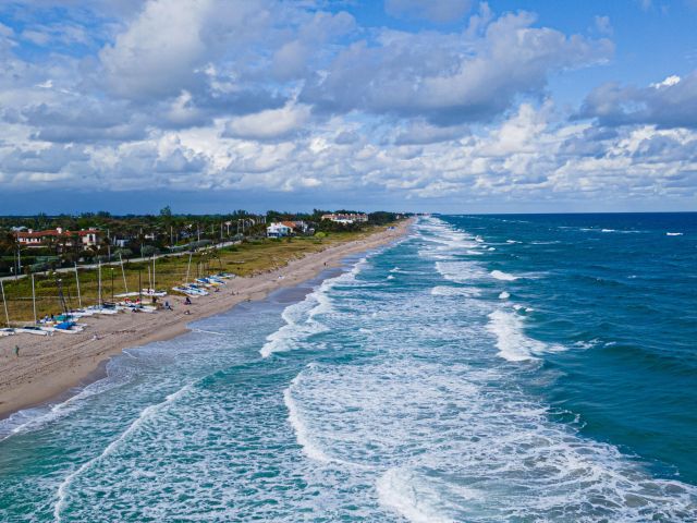 Продажа дома по адресу 1501 NE 3rd Avenue - фото 6639175