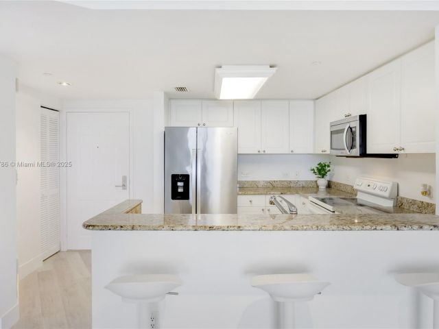 Продажа квартиры #1111 - фото 7430824