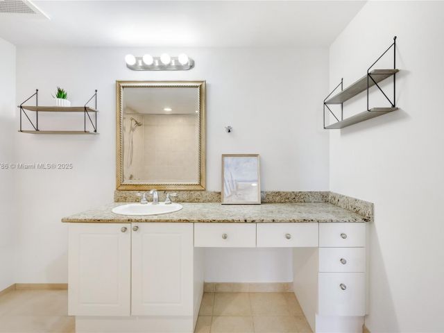 Продажа квартиры #1111 - фото 7430828