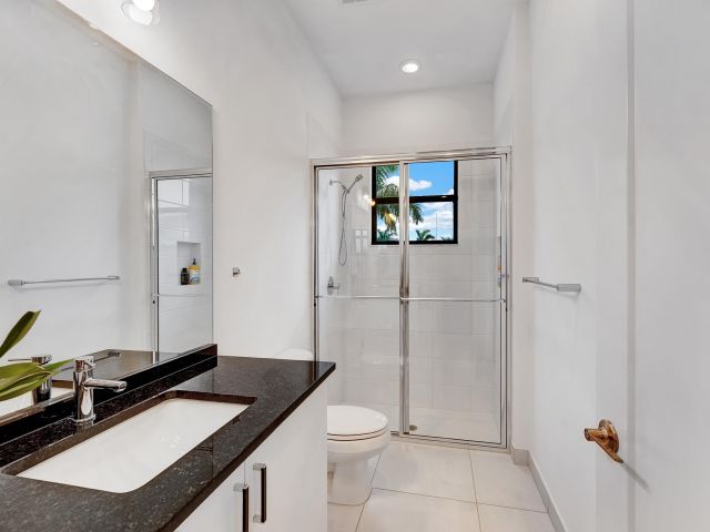 Продажа дома по адресу 8125 Crystal Downs Avenue - фото 6643511