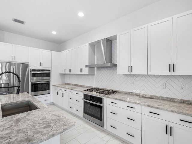 Продажа дома по адресу 17390 Pagoda Palms Drive - фото 6643636