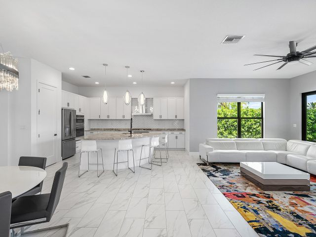 Продажа дома по адресу 17390 Pagoda Palms Drive - фото 6643639