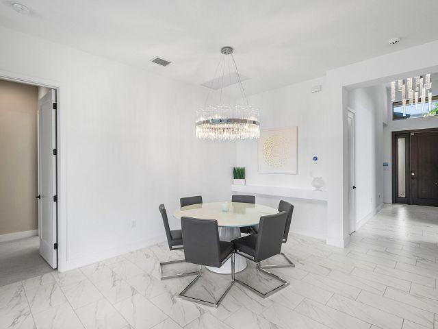 Продажа дома по адресу 17390 Pagoda Palms Drive - фото 6643640