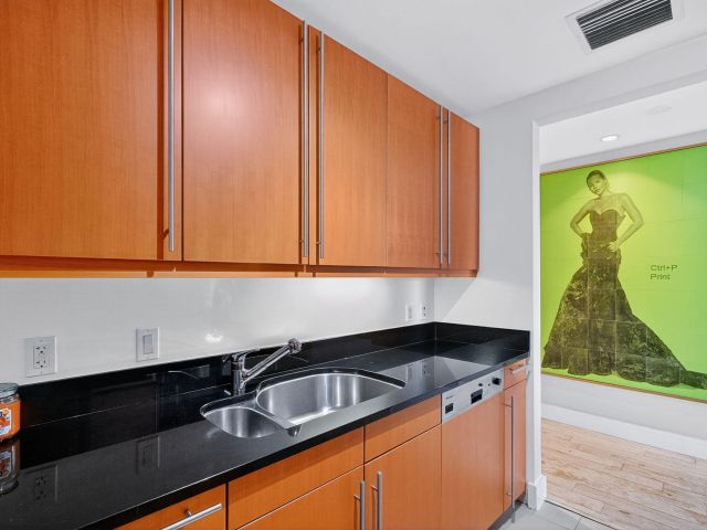 Продажа квартиры #3401 - фото 6646263