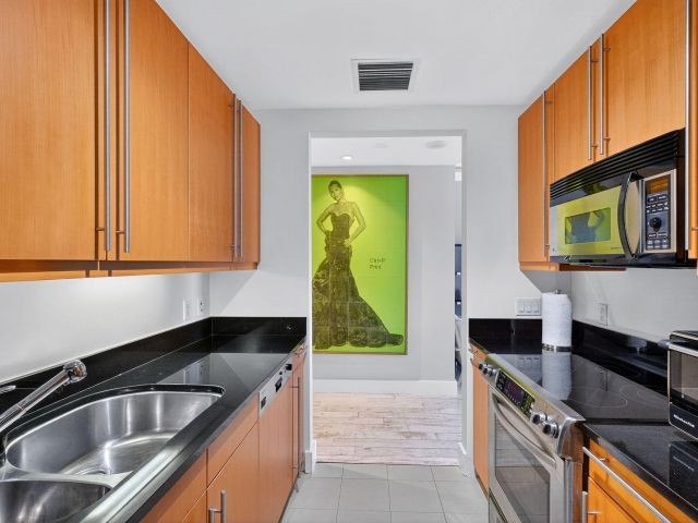 Продажа квартиры #3401 - фото 6646266