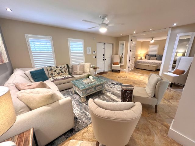 Продажа дома по адресу 902 S Swinton Avenue - фото 6657026