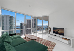 Квартира #4403