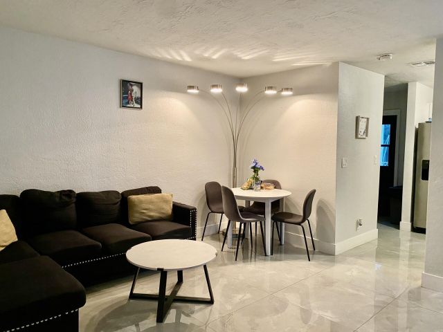 Дом в аренду по адресу 1353 9th Street 1353 - фото 6656468