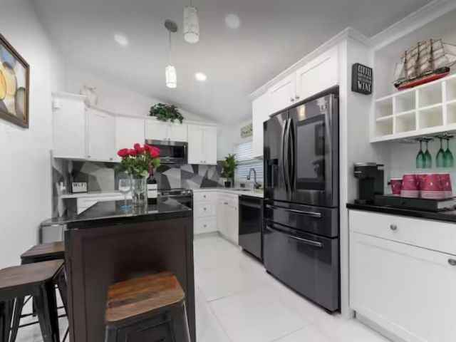 Продажа дома по адресу 3700 Australian Court - фото 6656380