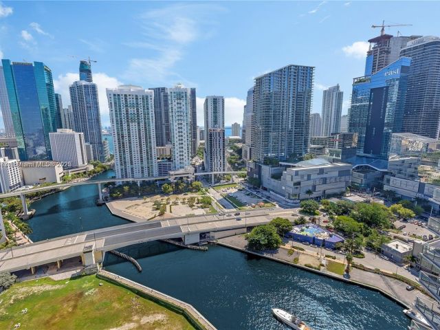 Продажа квартиры #3012 - фото 6646802