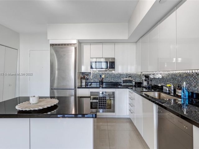 Продажа квартиры #3012 - фото 6646814