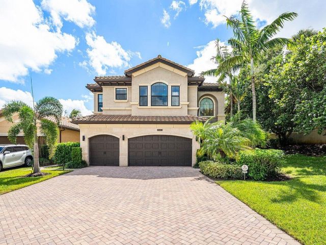 Продажа дома по адресу 16491 Gateway Bridge Drive - фото 6640859