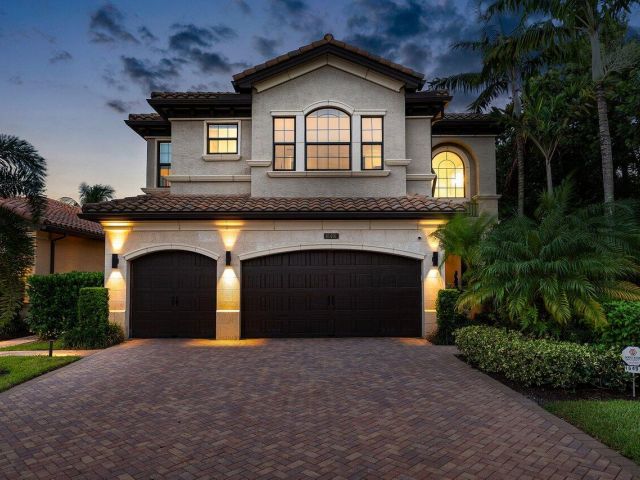 Продажа дома по адресу 16491 Gateway Bridge Drive - фото 6640861