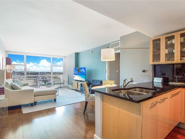 Продажа квартиры #1101 - фото 6645112