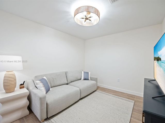 Квартира в аренду номер1005 - фото 6645789