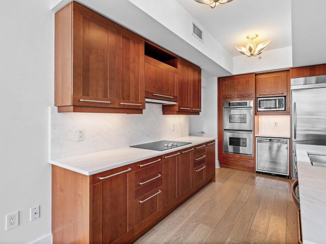 Продажа квартиры #2406 - фото 6647284