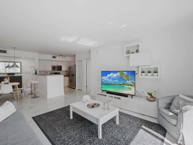 Продажа квартиры #903 - фото 6646440