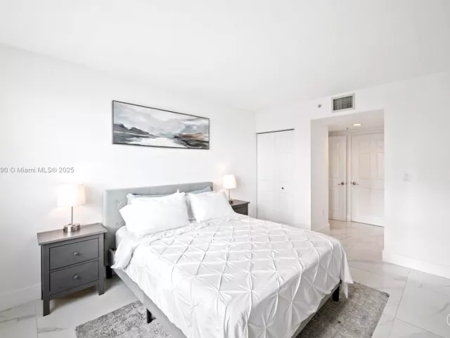 Продажа квартиры #903 - фото 6646435