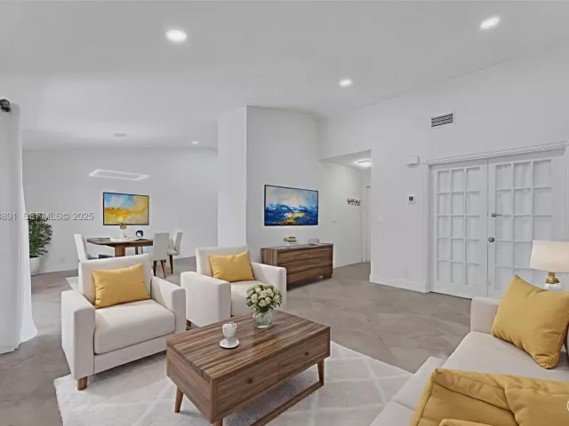 Продажа дома по адресу 9801 Ridgecreek Rd - фото 6652467