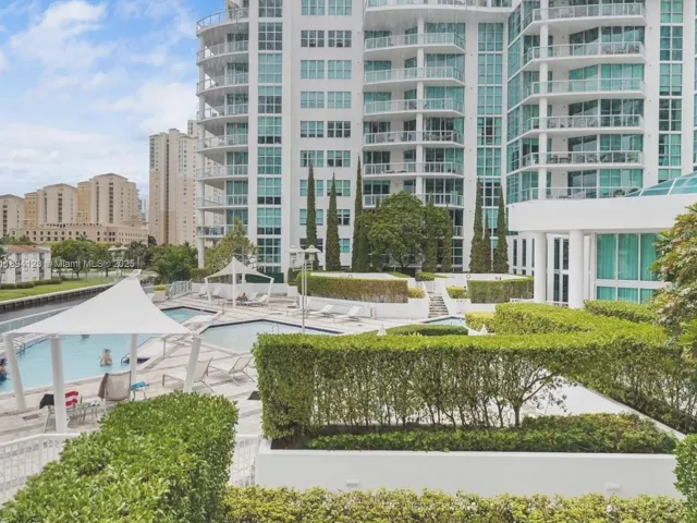 Квартира в аренду номер1-1001 - фото 6644800