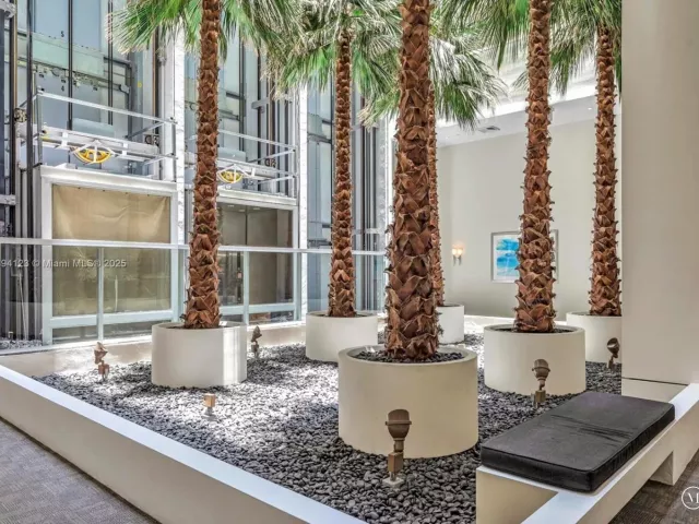 Квартира в аренду номер1-1001 - фото 6644801