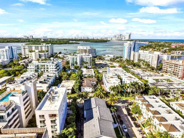 Продажа дома по адресу 10090 Bay Harbor Ter 10090 - фото 6652006