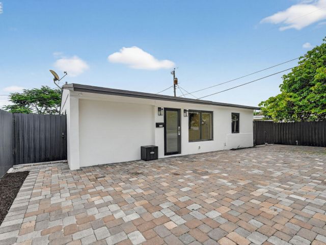 Дом в аренду по адресу 5008 Parker Avenue - фото 6683353