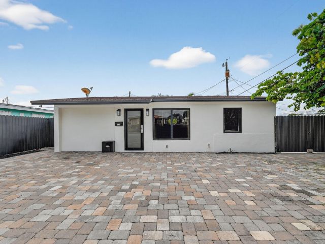 Дом в аренду по адресу 5008 Parker Avenue - фото 6683354